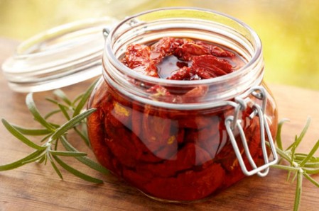 Pomodoro sottolio Pomodori secchi sottolio extravergine